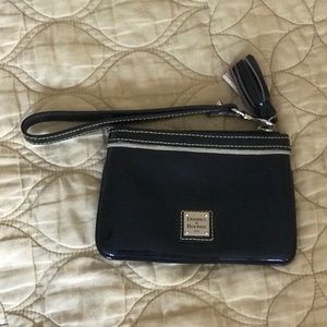 Dooney & Bourke wristlet
